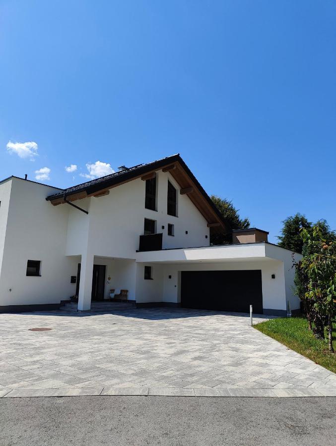 Apartment Auf Der Schladminger Sonnenseite - Smart, Zentral & Ruhig Exterior foto